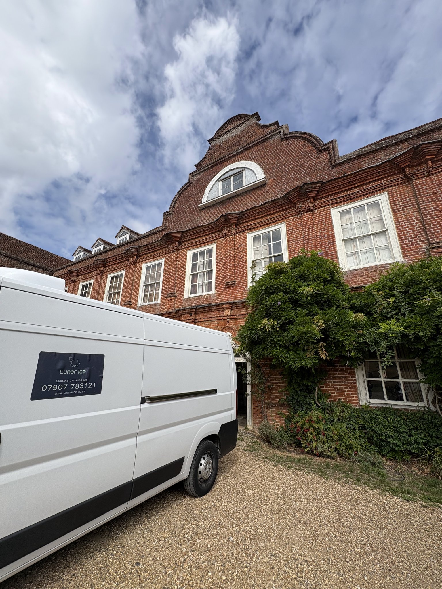 Lunar Ice temperature-controlled delivery van arriving at a venue